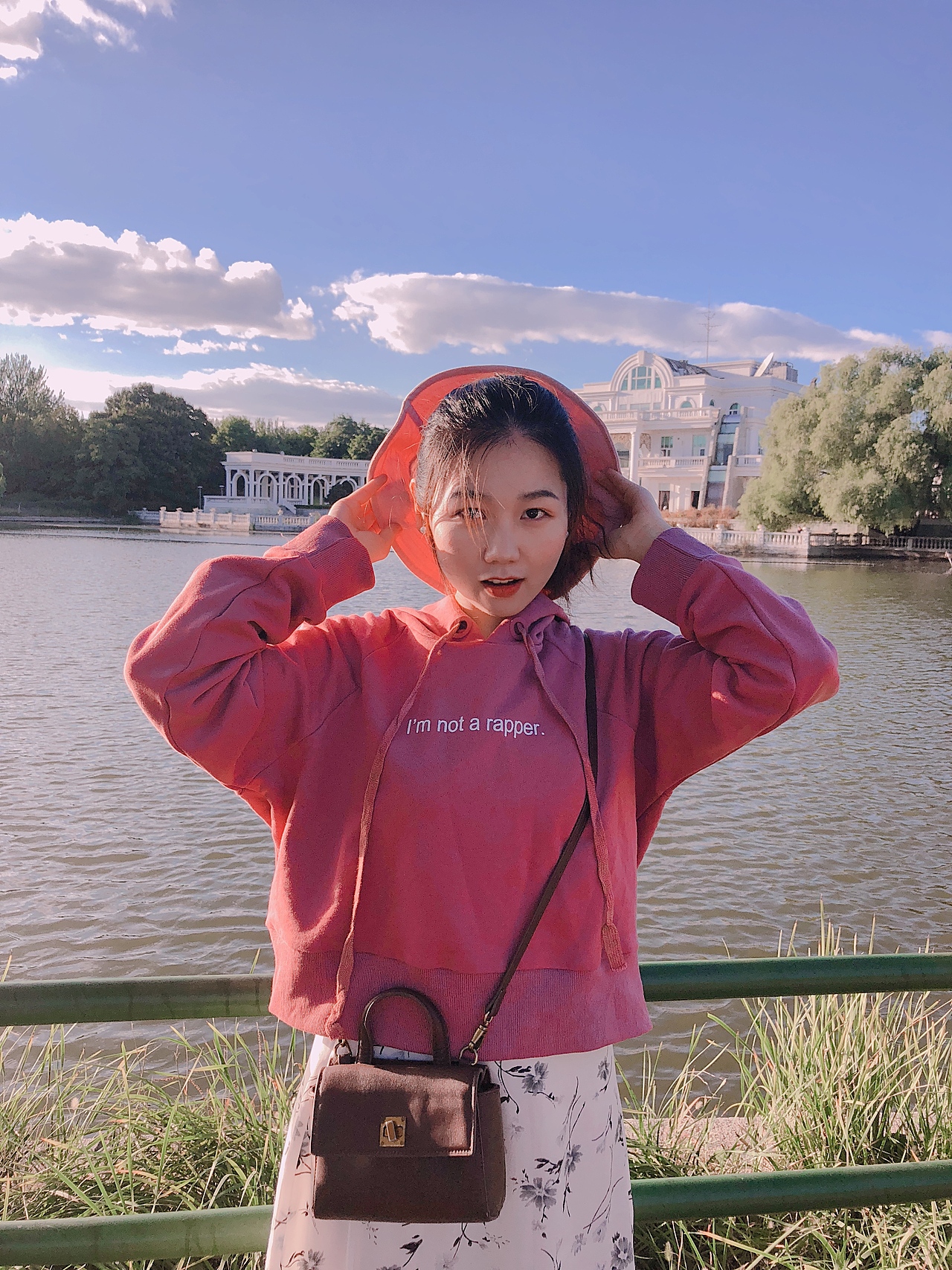 手机镜头的小姐姐~