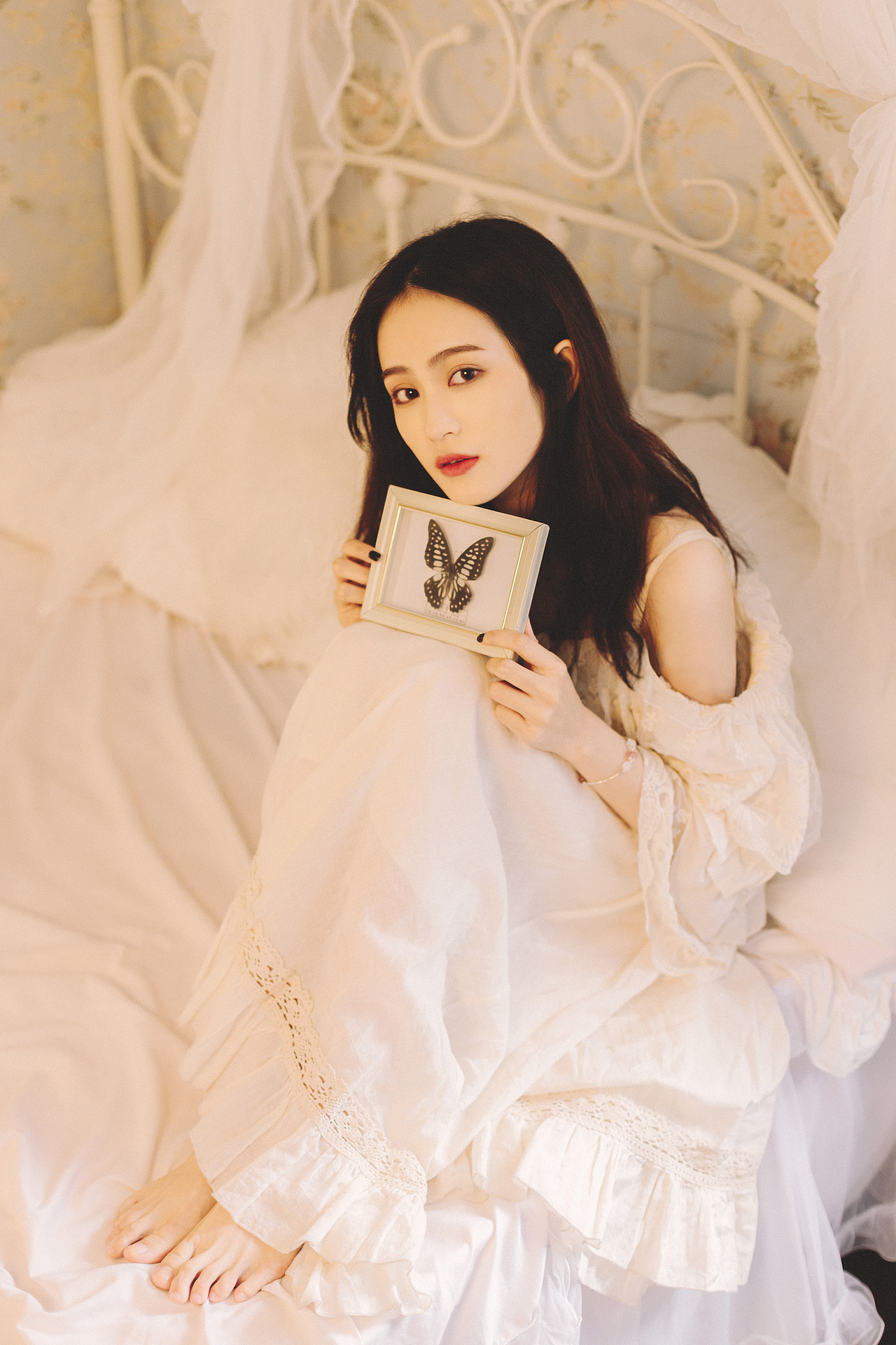 你的眼里有日月星辰（图ZMTQ3MDIyNjEy） - 人像摄影 - 站酷设计师壹铭YM原创素材 - 站酷ZCOOL