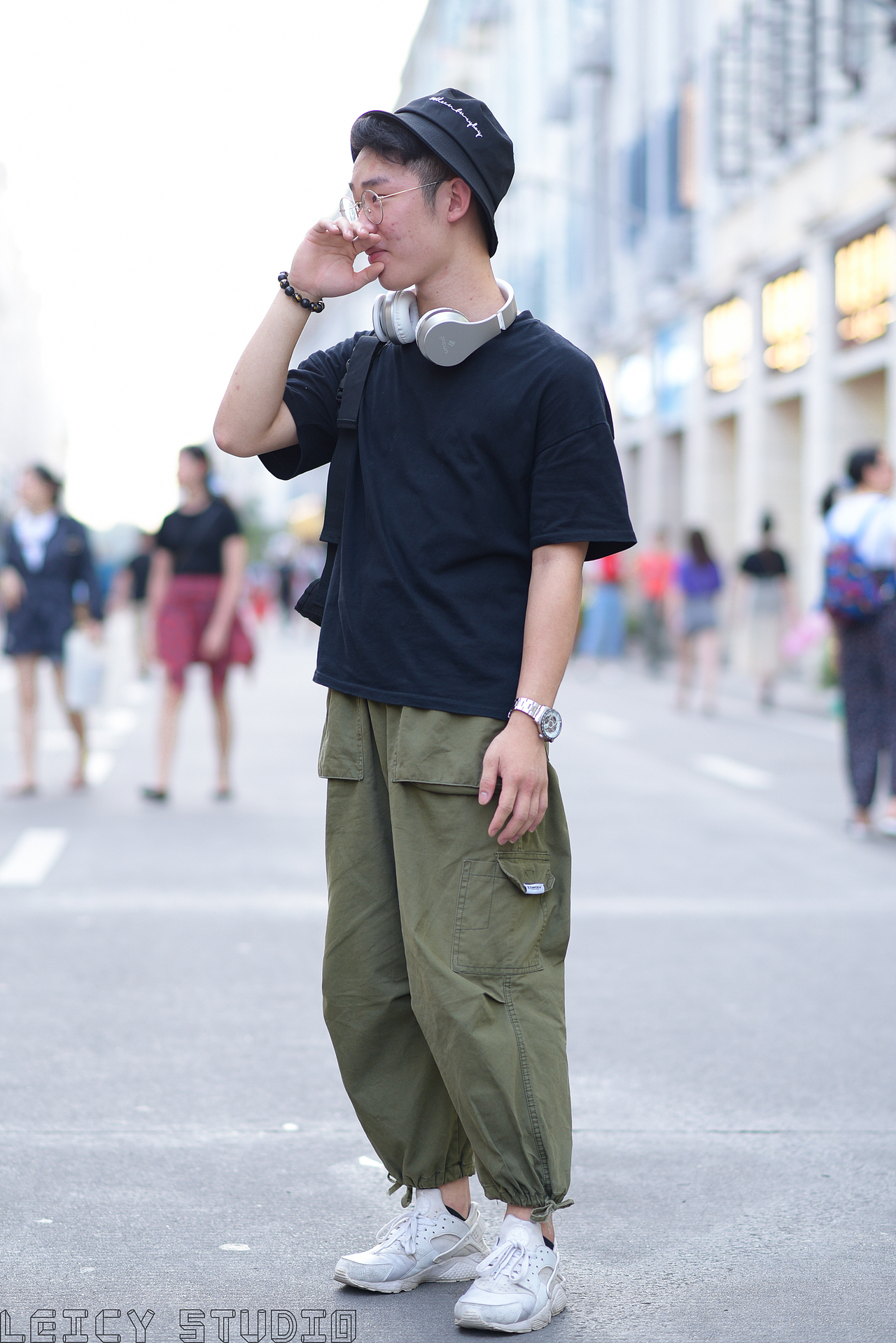 路人拍摄计划【第4期】18.06.15 福建.厦门.中山路（图ZMTIyMDk3OTQ4） - 人像摄影 - 站酷设计师Leicy原创素材 - 站酷ZCOOL