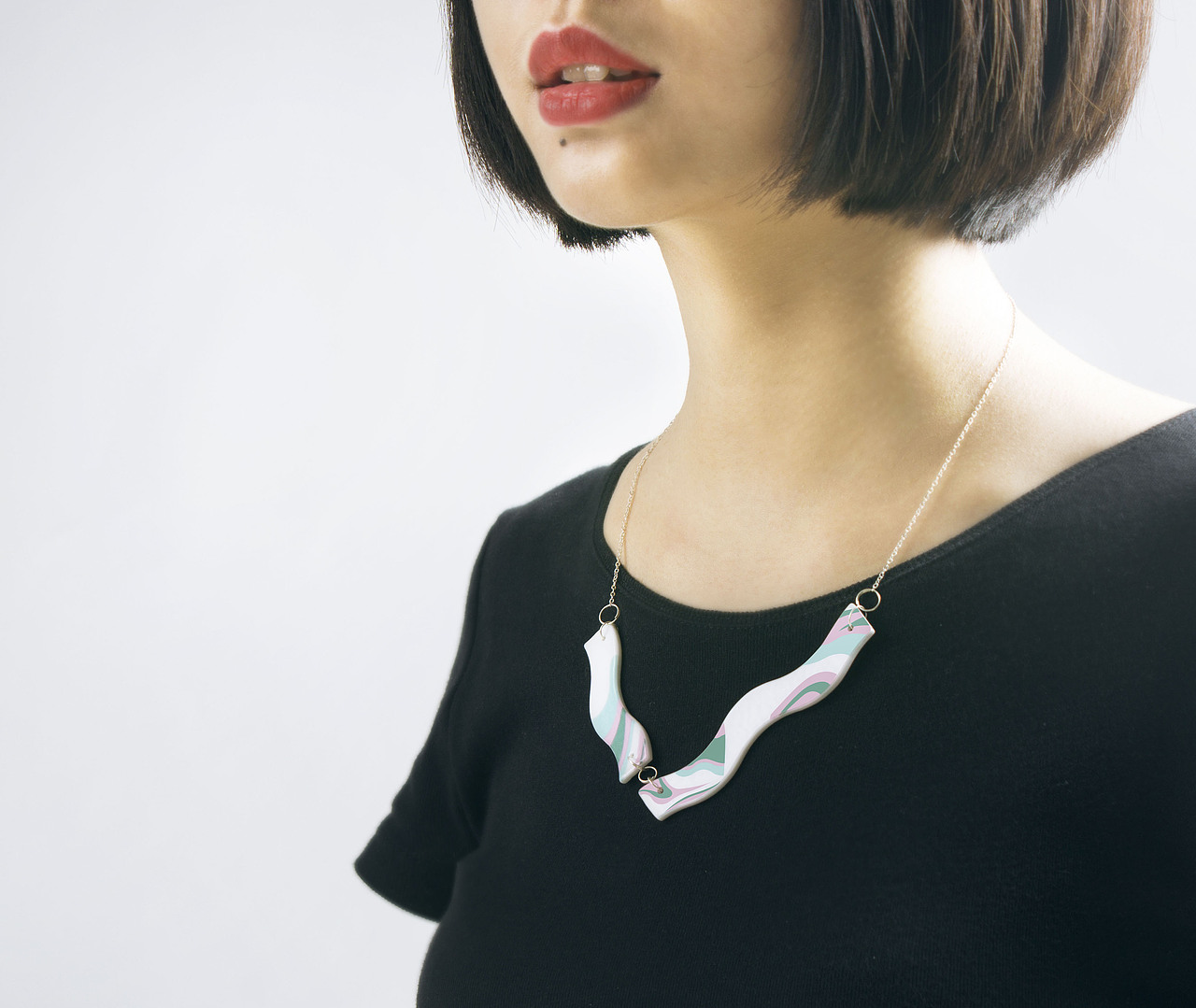 “月出”原创女性饰品品牌及产品设计