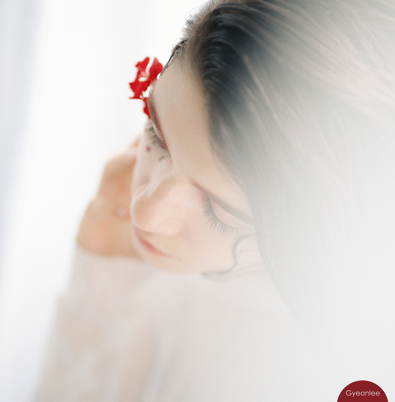 微光（图ZMTA2NjA3MDQ4） - 人像摄影 - 站酷设计师gyeonlee原创素材 - 站酷ZCOOL