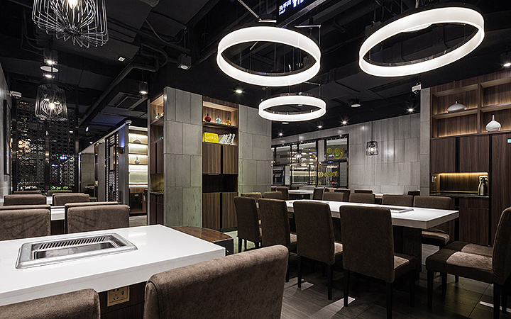 现代餐厅都这么装修啦，越来越多的年轻人都喜欢~（图ZMjAyMTkzMTky） - 家装设计 - 站酷设计师马上吉祥2014原创素材 - 站酷ZCOOL