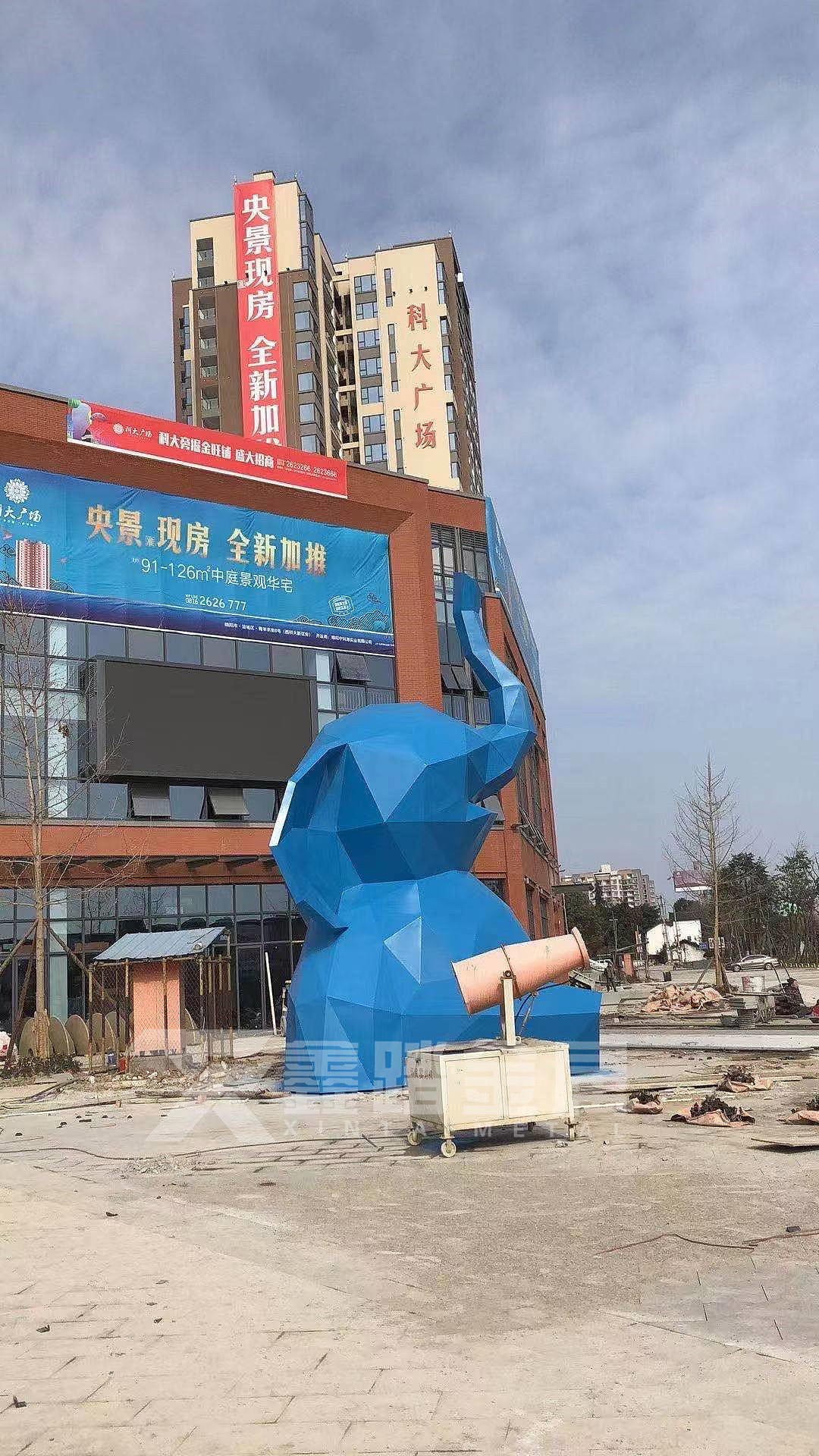 广场标志性不锈钢大象造型雕塑彩绘不锈钢几何动物雕塑