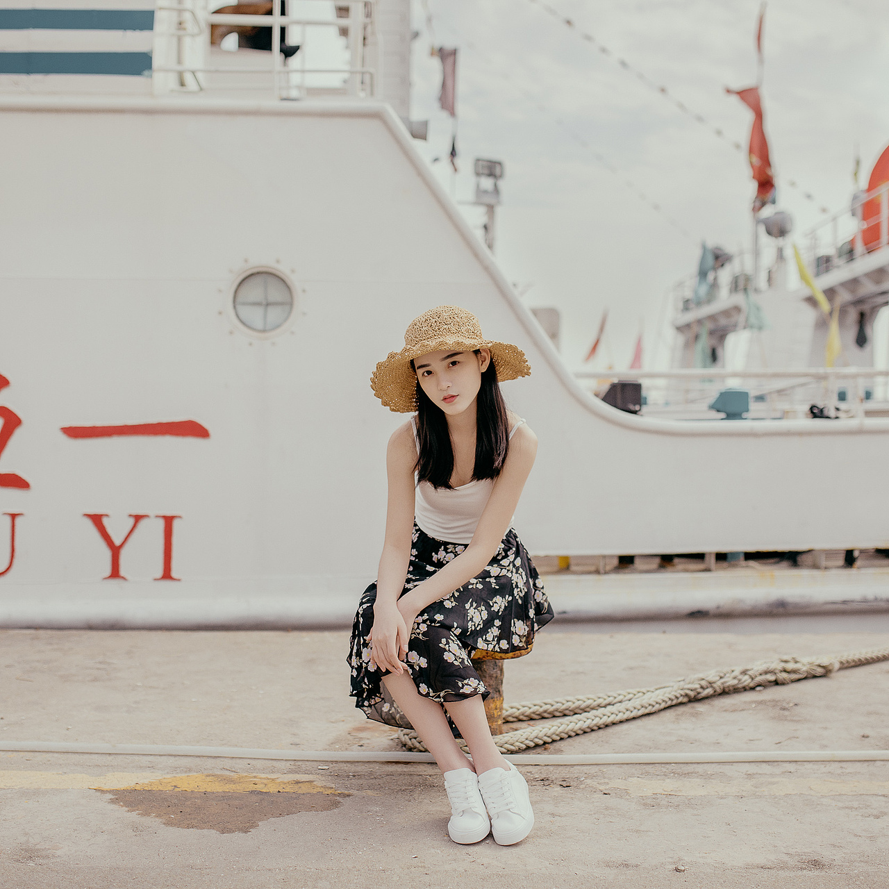 旅客（图ZMTA4ODMyMzM2） - 人像摄影 - 站酷设计师月海沫原创素材 - 站酷ZCOOL