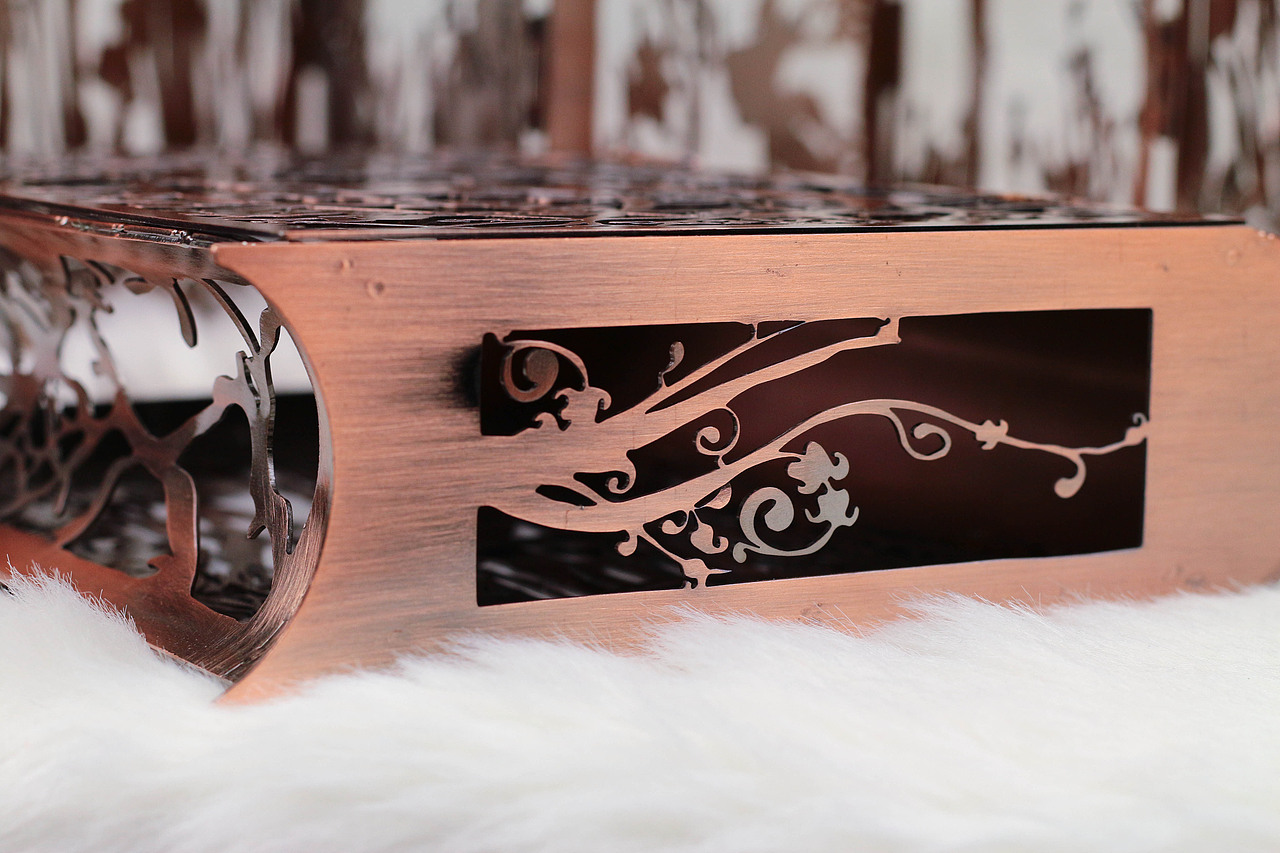 “钢铁森林”概念书籍装帧设计——毕业设计（图ZNTQ3OTQyNjg=） - 工艺品设计 - 站酷设计师放学后校门口等我原创素材 - 站酷ZCOOL