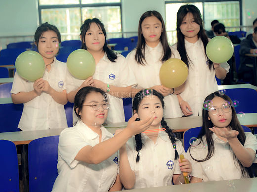 夏天入场,夏天散场