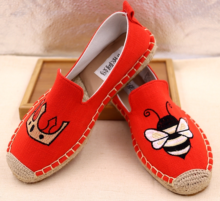 布依阿妈（图ZMTMyMjY2ODk2） - 鞋履设计 - 站酷设计师布依阿妈原创素材 - 站酷ZCOOL