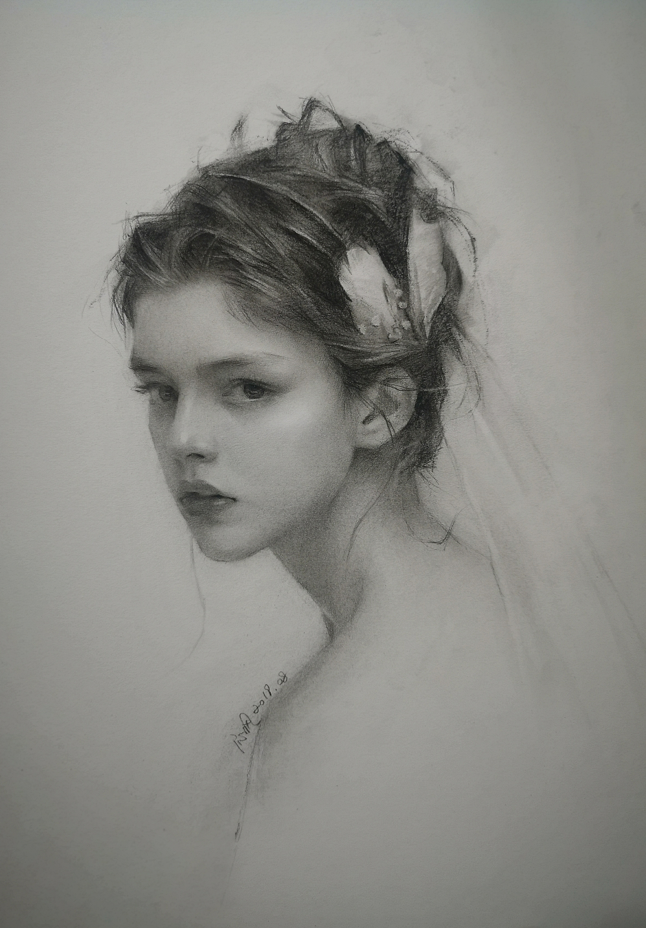 素描教程:披头纱的少女