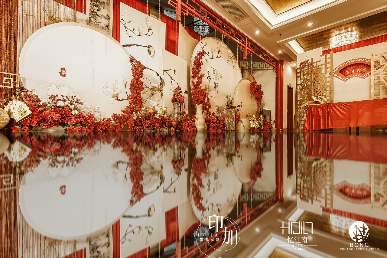 典雅香槟色 红色花艺新中式婚礼