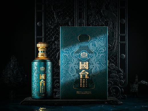 国台·酒都玉液 | 开瓶泻樽中 玉液黄金卮-白酒包装设计