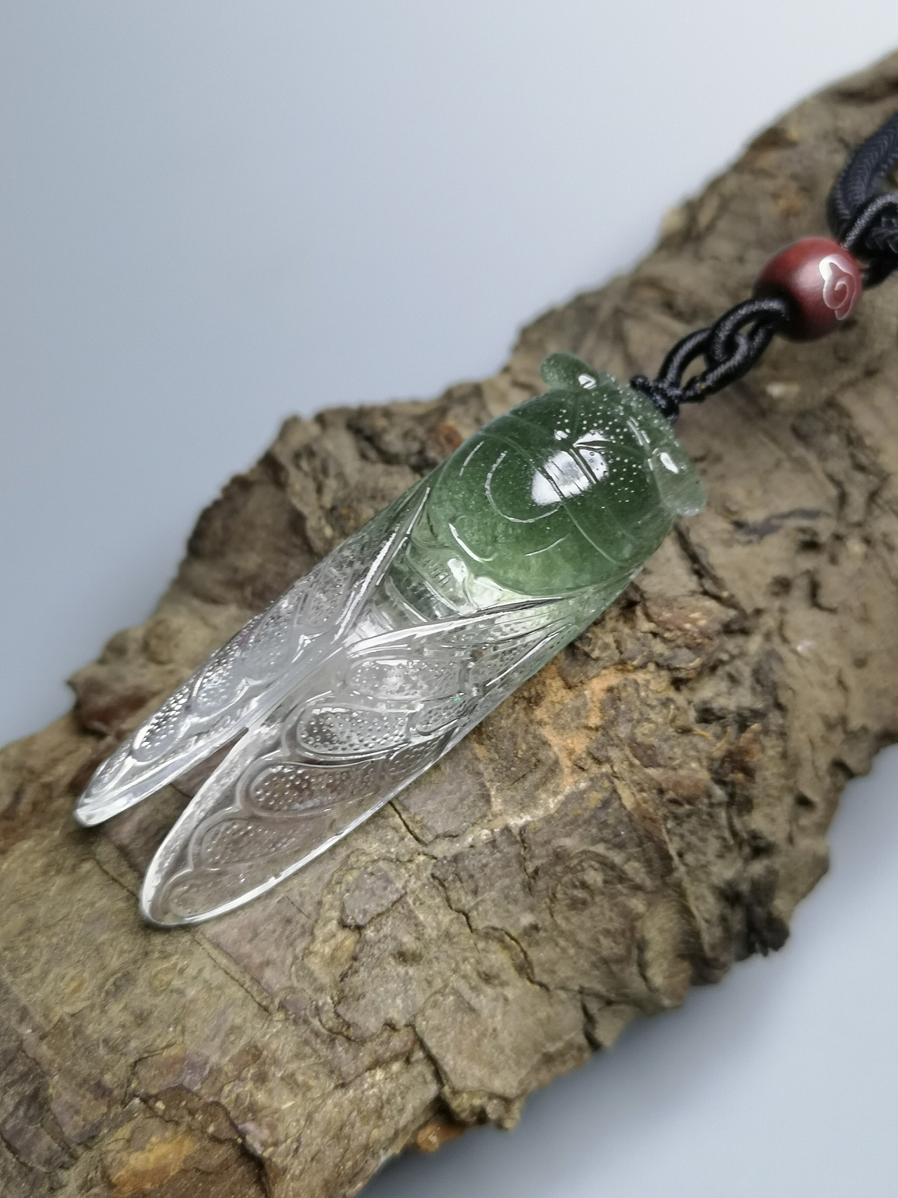 巧夺天工,手工雕刻蝉