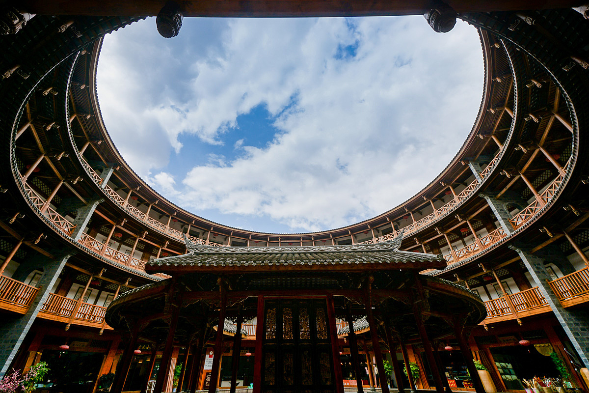 成都洛带镇老街+仿生土楼