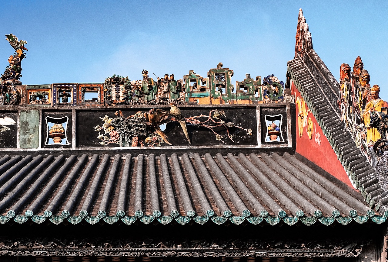 岭南传统建筑特色灰塑陶塑