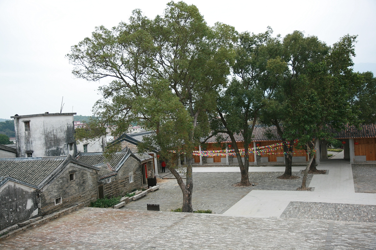 深圳鹏城村