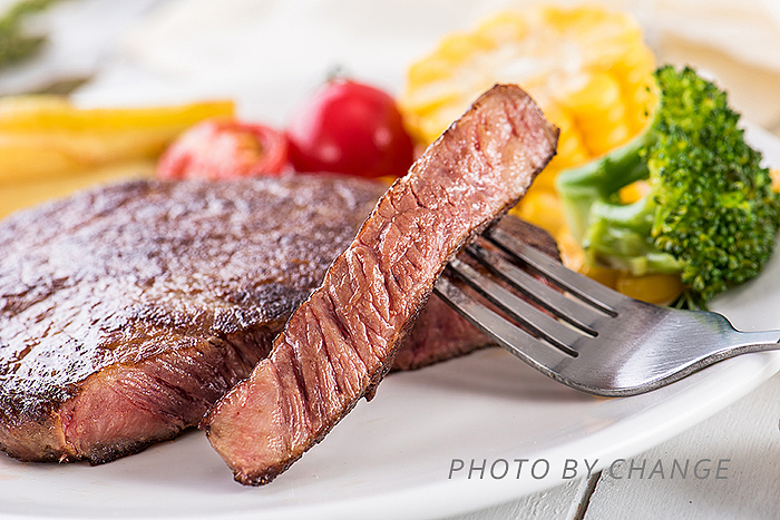 牛排 拍摄 美食 红酒 商业摄影 静物摄影 电商（图ZNzU3Njc0NTI=） - 产品摄影 - 站酷设计师change666原创素材 - 站酷ZCOOL