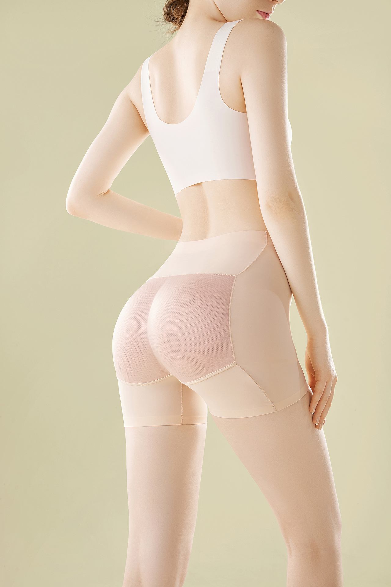 100天修图作品分享/Day89/商业服装篇