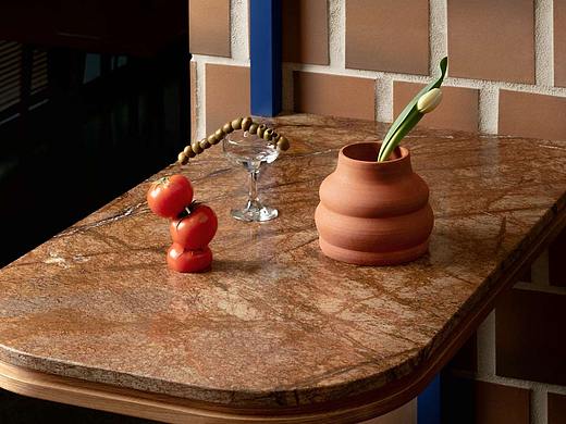 为温哥华的美食场景重新打造塔帕斯酒吧