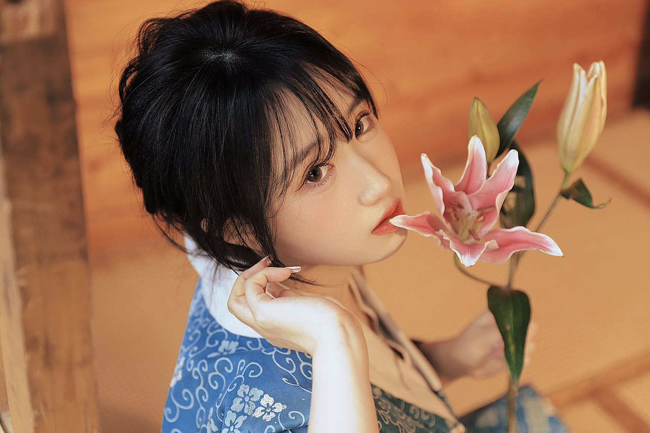 百合配上妹妹（图ZMjk3NzIwMzQ0） - 人像摄影 - 站酷设计师极光ALBUM原创素材 - 站酷ZCOOL