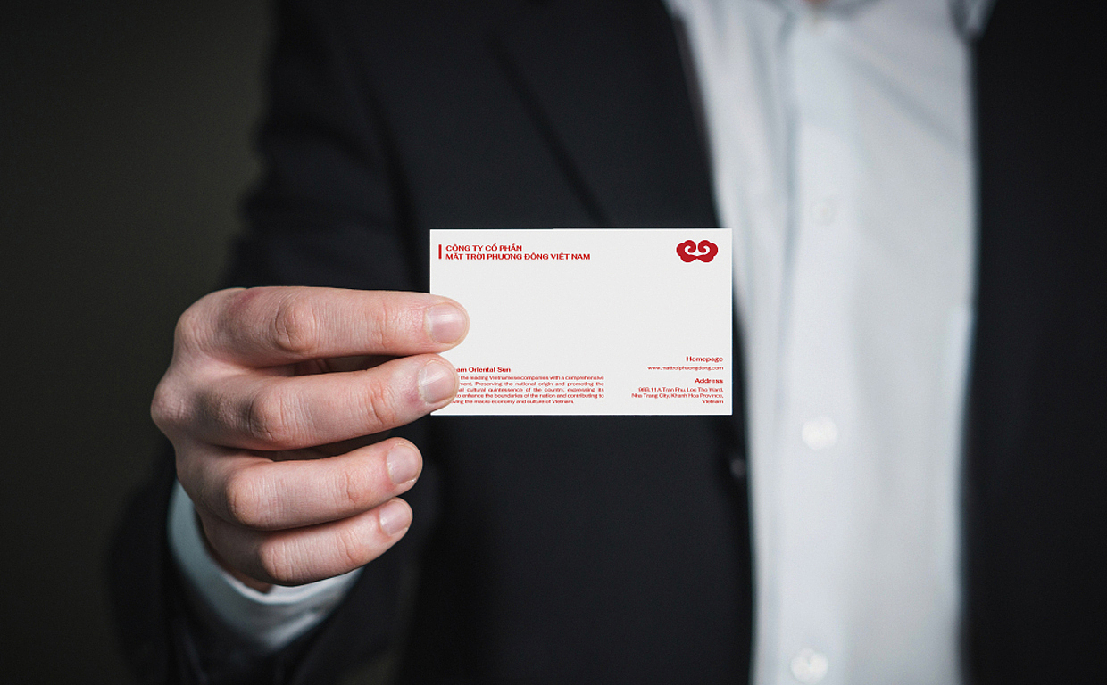 鸿孩儿托幼品牌标志设计吉祥物设计