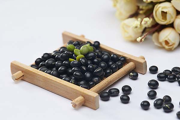 黑色养生食疗 黑芝麻 黑豆 黑米（图ZNDEyOTI2MjA=） - 产品摄影 - 站酷设计师guancaixia尚心原创素材 - 站酷ZCOOL