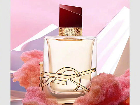 Midjourney /时尚COSMO杂志  数字美容圣经