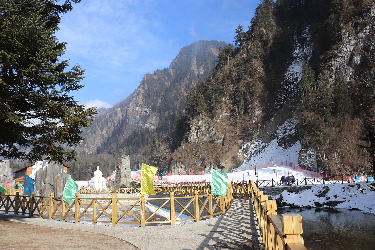 甘孜阿坝藏族 毕棚沟雪景