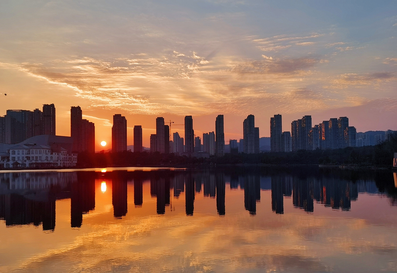 日落（图ZMjQyNjk0MTQw） - 风光摄影 - 站酷设计师熊嘚嘚原创素材 - 站酷ZCOOL