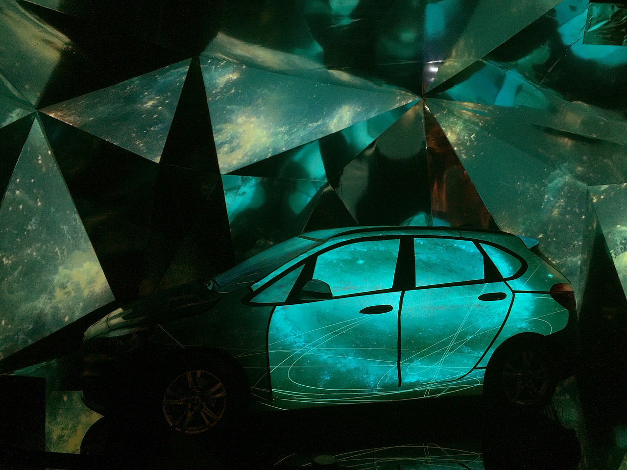 BMW2系冷光貼車身設(shè)計(jì)與制作（圖ZMzg0MjI0MDA=） - 交通工具 - 站酷設(shè)計(jì)師袁少原創(chuàng)素材 - 站酷ZCOOL