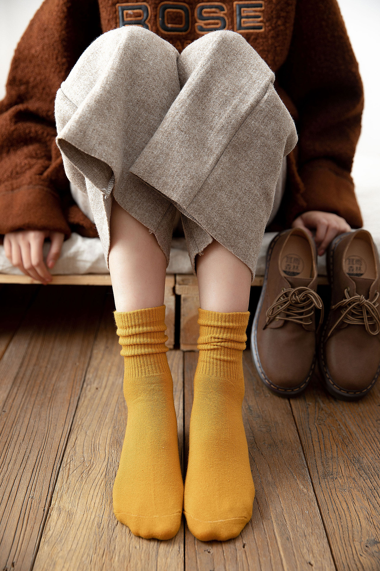 2019秋冬女袜中筒潮袜ins风袜子