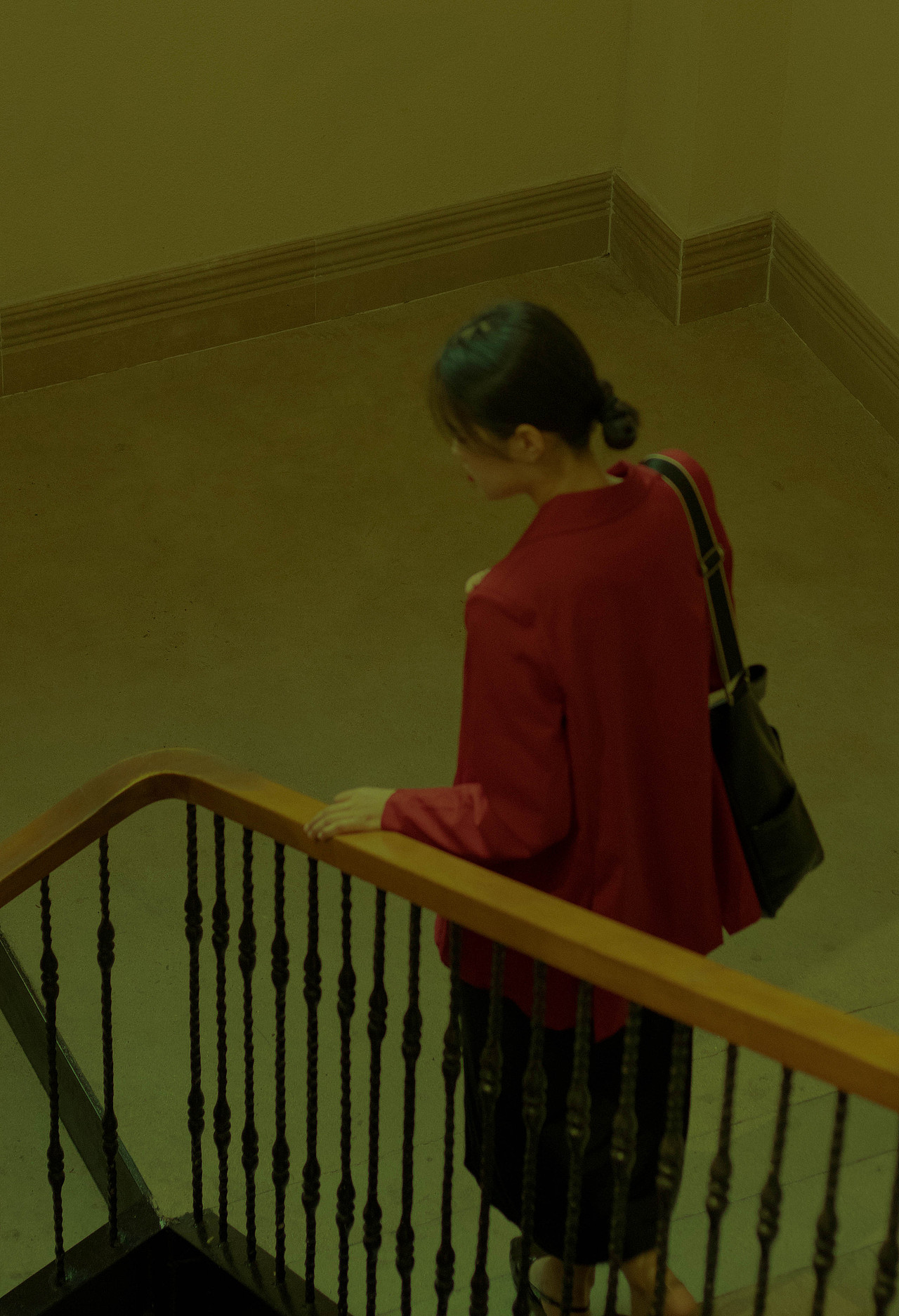 在我面前,你把世界藏起来了