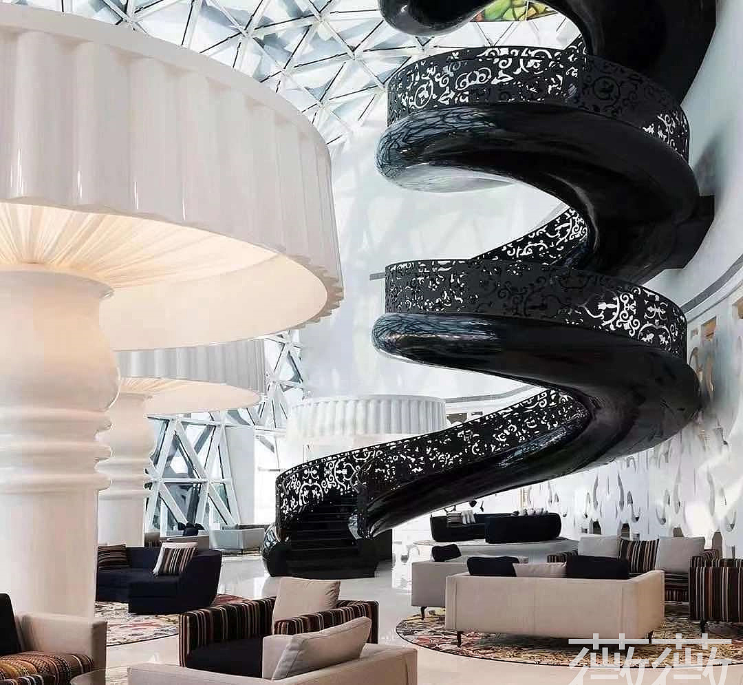 绝美旋转楼梯设计