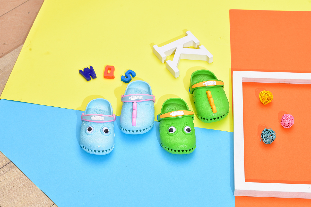 鞋子（图ZMjAwODA1ODg0） - 产品摄影 - 站酷设计师潮阳摄影原创素材 - 站酷ZCOOL