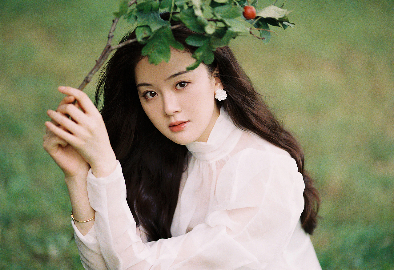 风已经是春天的味道啦🍃｜胶片🎞️（图ZMjkxNTQxNTYw） - 人像摄影 - 站酷设计师纪然Satan原创素材 - 站酷ZCOOL