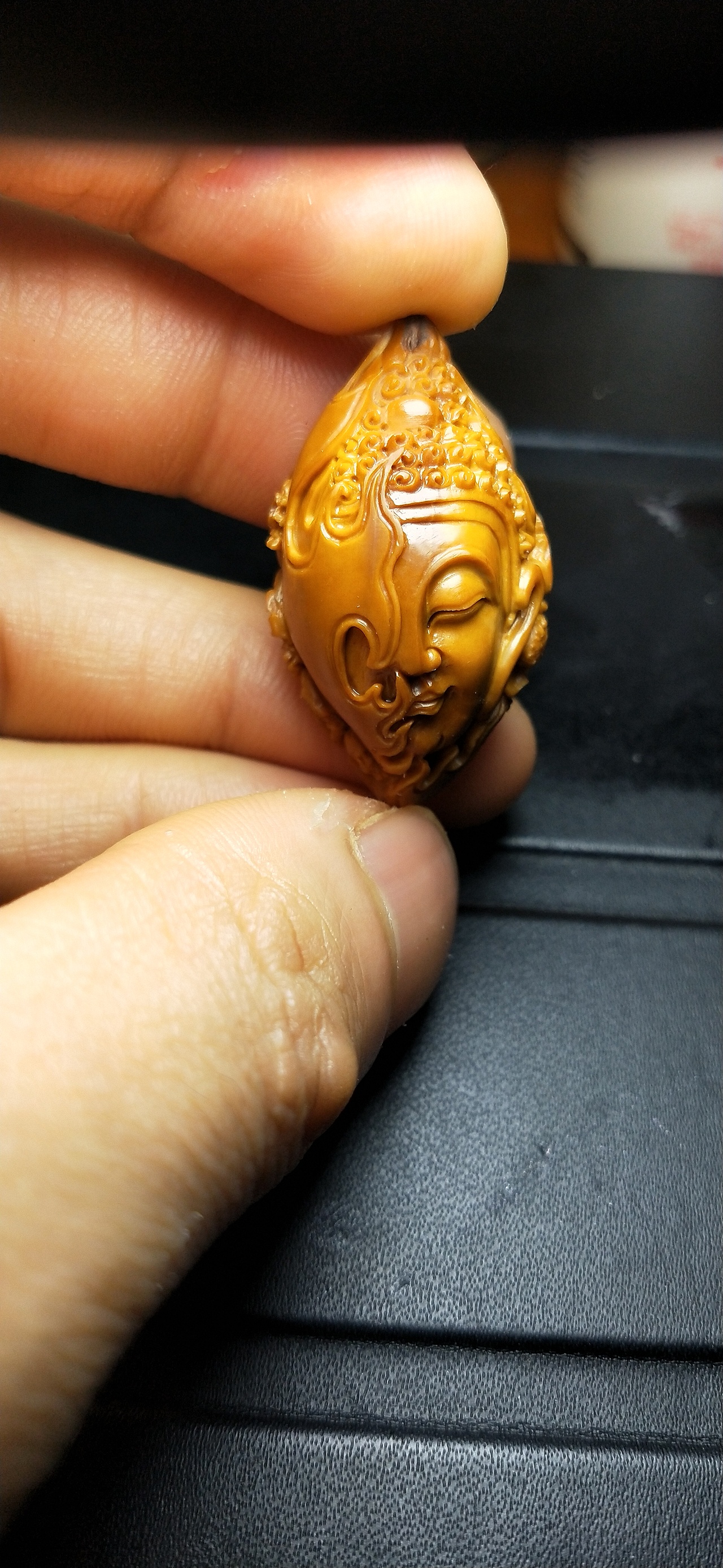 核雕  一念之间