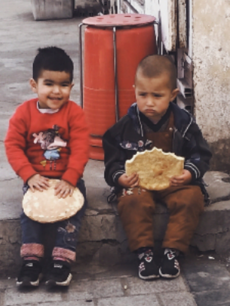 四月萌娃&新疆（图ZMTU2NTI0NTI4） - 人像摄影 - 站酷设计师孙太阳lbg原创素材 - 站酷ZCOOL