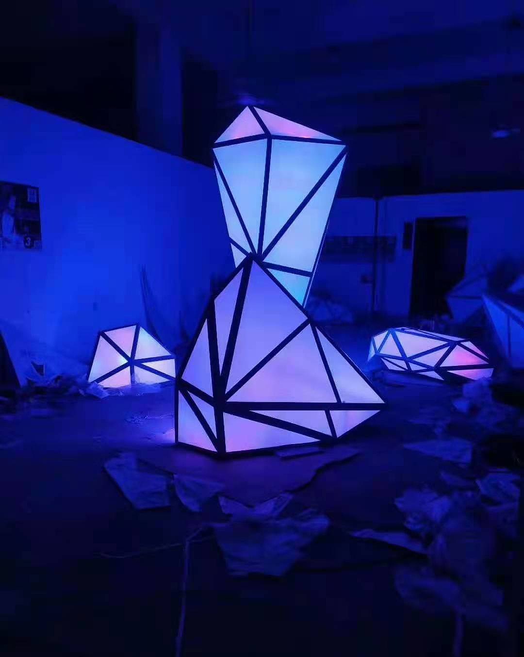 景观美陈灯光亮化