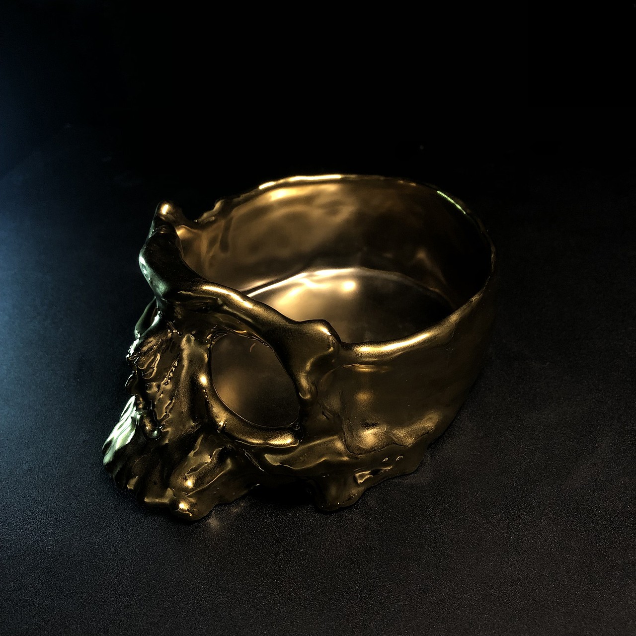 【SKULL】骷髅 暗黑系1300°电镀金属色陶瓷烟灰缸摆件