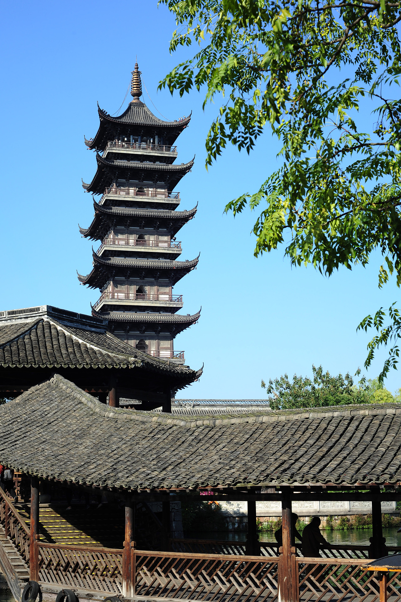 白莲寺宝塔池塘草堂农家