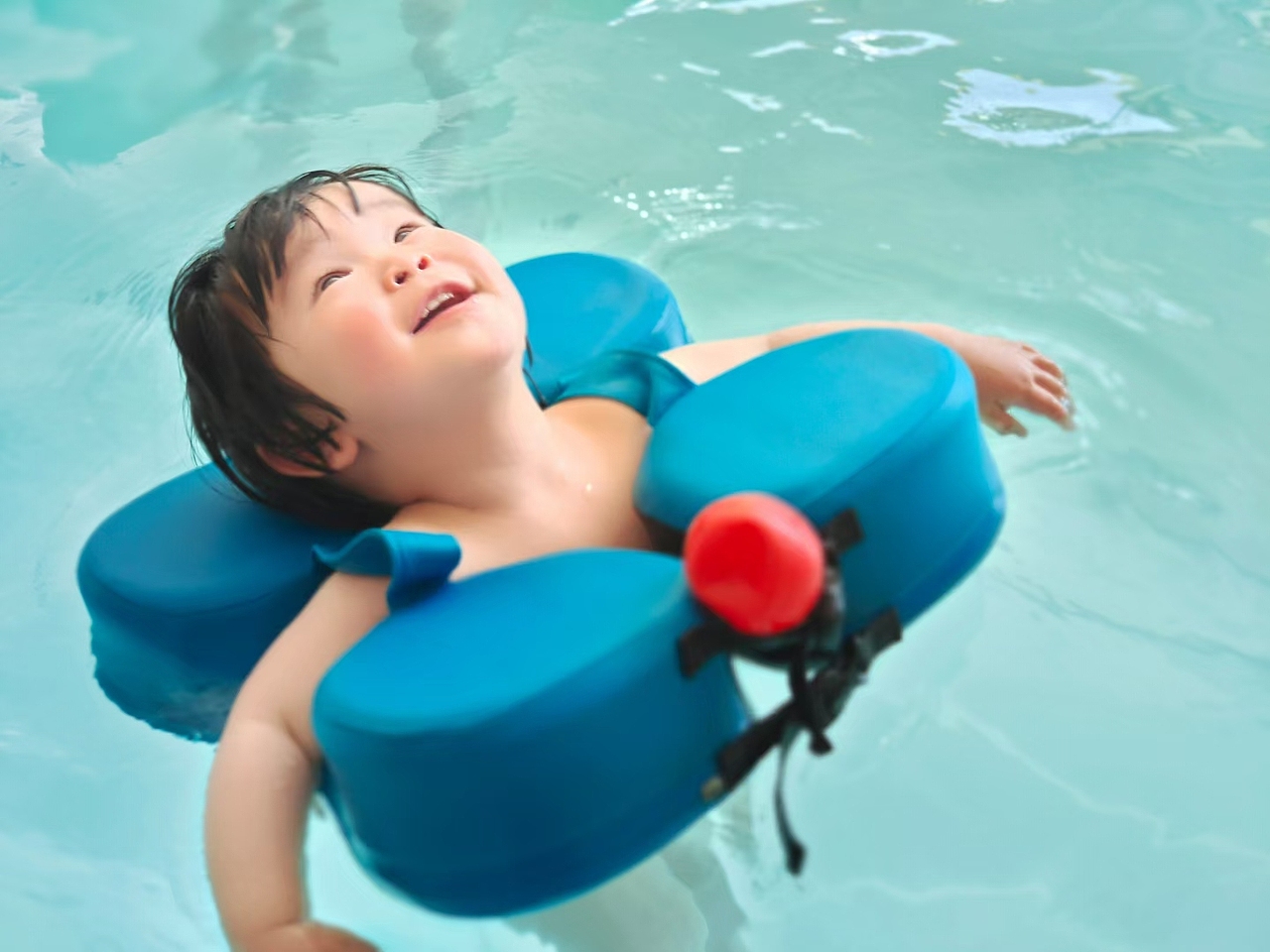 水中嬉戏（图ZMzA0ODMyMzc2） - 儿童插画 - 站酷设计师蒋刀石头布原创素材 - 站酷ZCOOL