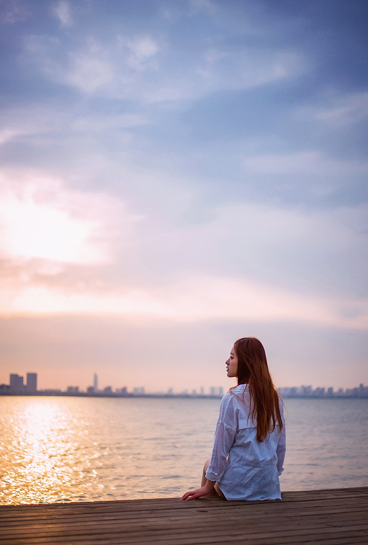 我就在这里 等风也等你