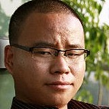 单色浮华的头像