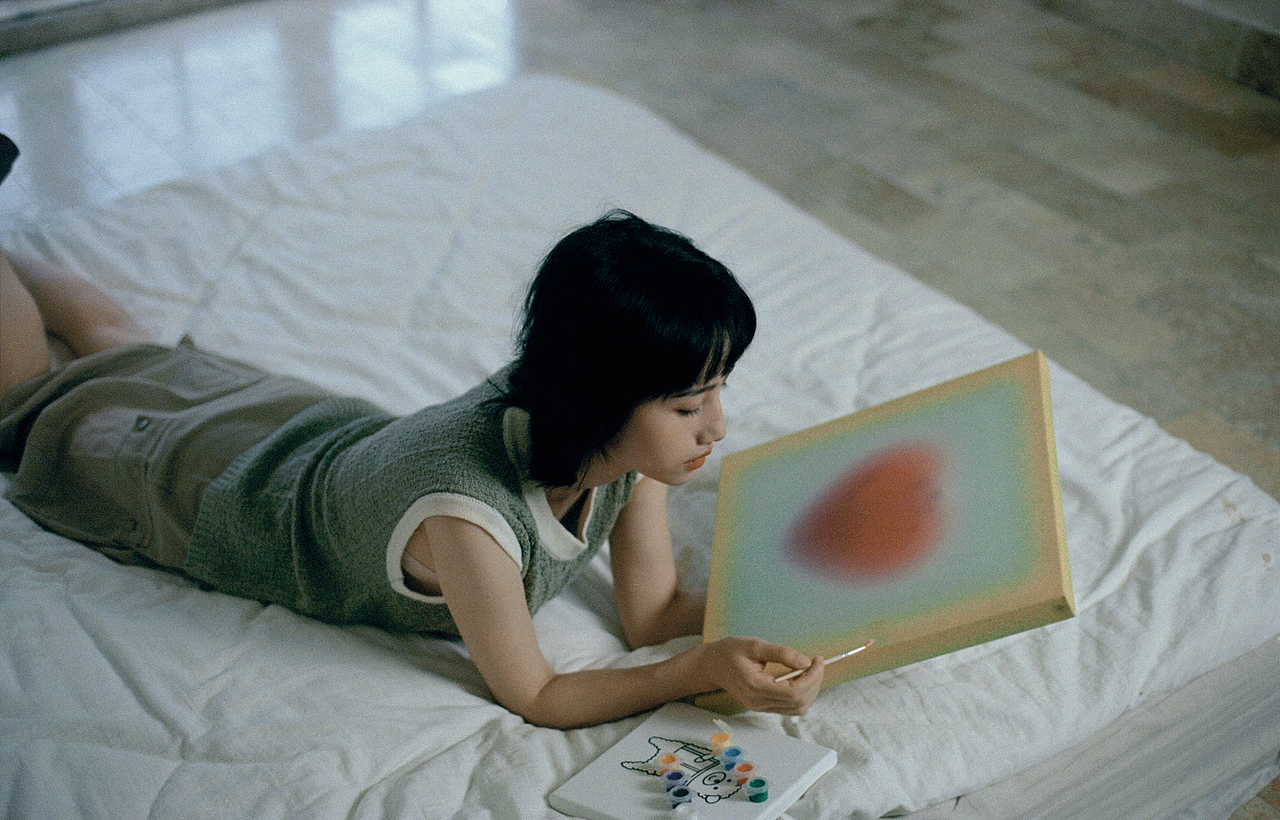 一场雨后的房间（图ZMzUxOTU2NjY4） - 人像摄影 - 站酷设计师牙疼老爷爷原创素材 - 站酷ZCOOL