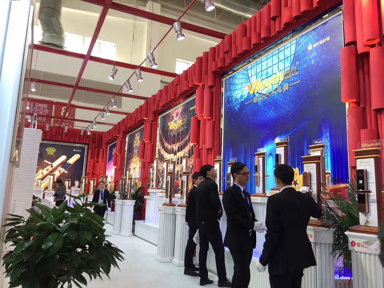 樱花锁业LOGO变更和展会主题设计（图ZMTg2ODk2ODcy） - 宣传物料 - 站酷设计师isabelli原创素材 - 站酷ZCOOL