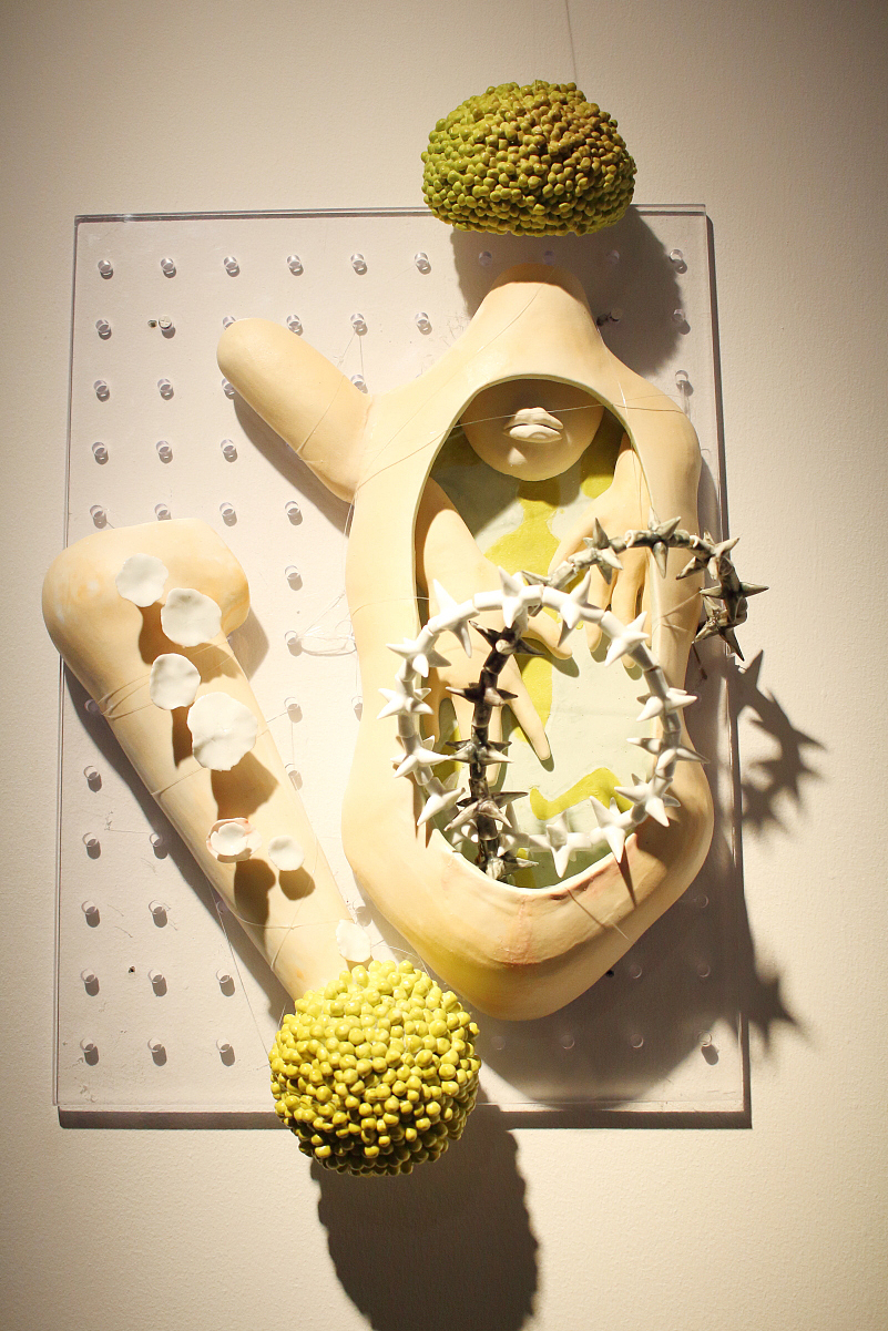 作品：异化的身体