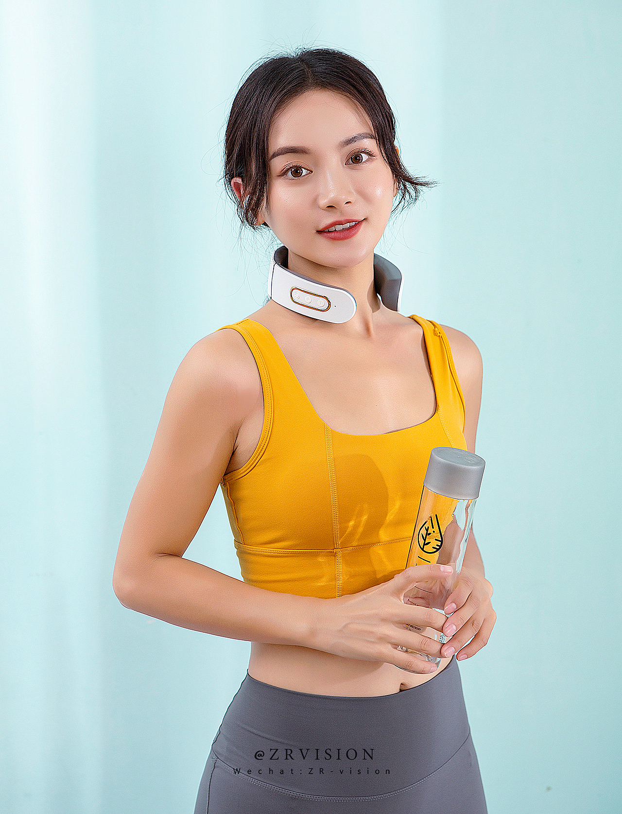 颈部颈椎肩膀按摩仪理疗仪器材热敷神器静物创意图拍摄