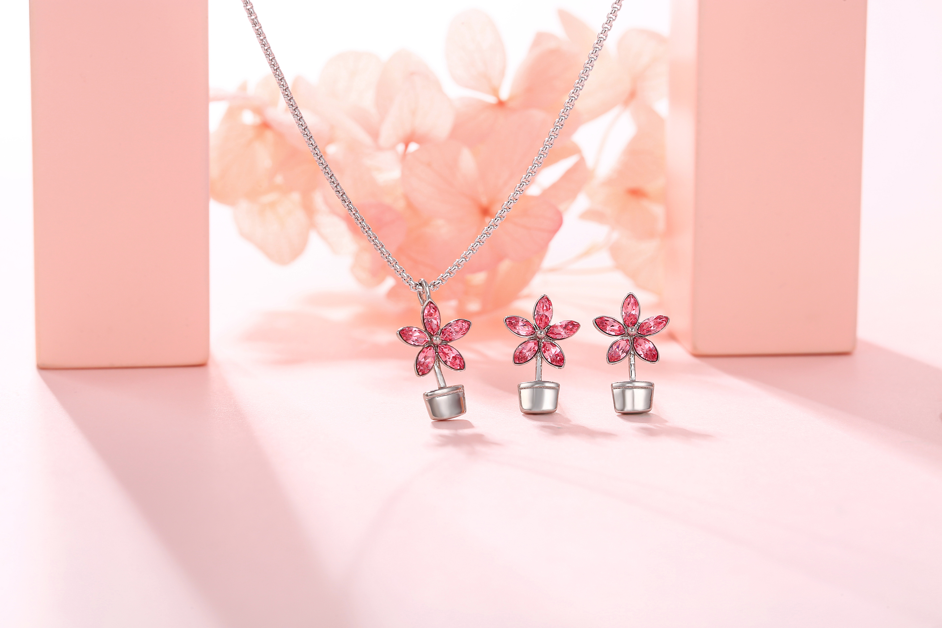 珠宝摄影 | 冰激凌粉系 首饰拍摄饰品图