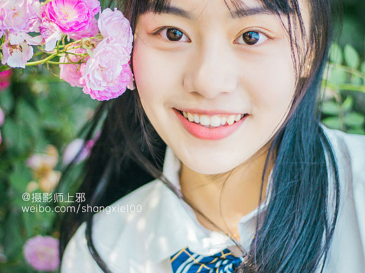 听说你有一个夏天(其实我根本不想起这么文艺的名,我想叫他《哇靠,快看,美女》)