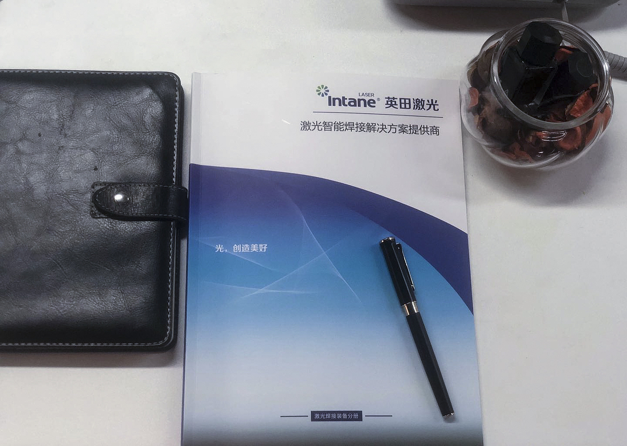 企业画册（工业类）（图ZMTMzNjY5Mzk2） - 书籍/画册 - 站酷设计师弘拘原创素材 - 站酷ZCOOL