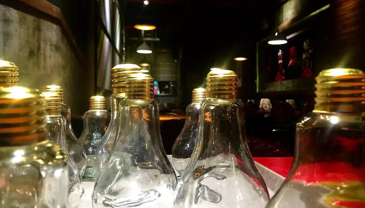 小赖毛的蒜蓉虾馆 | 品牌设计