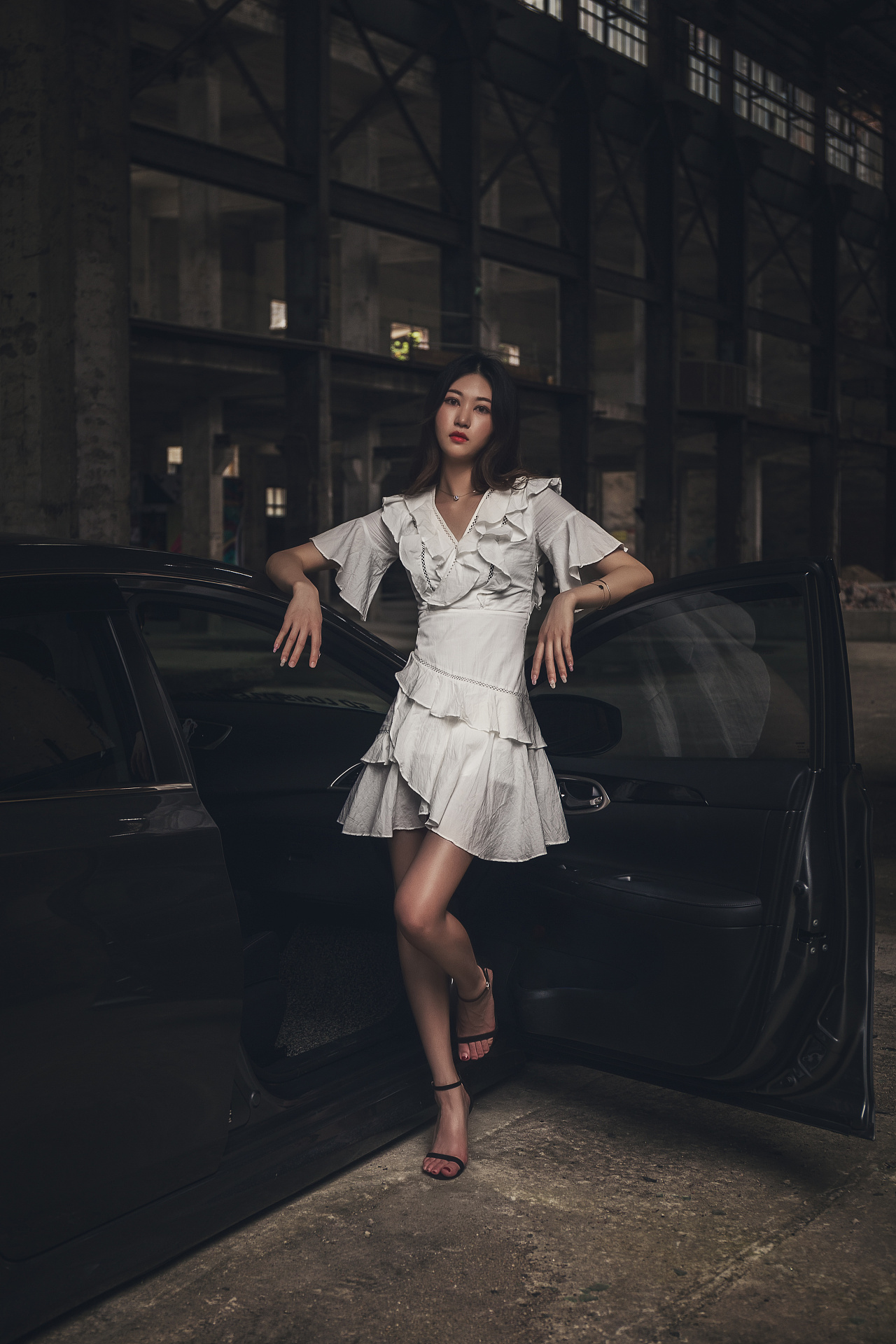 天气:阴天 第一次尝试拍摄这种暗调风格的照片~还